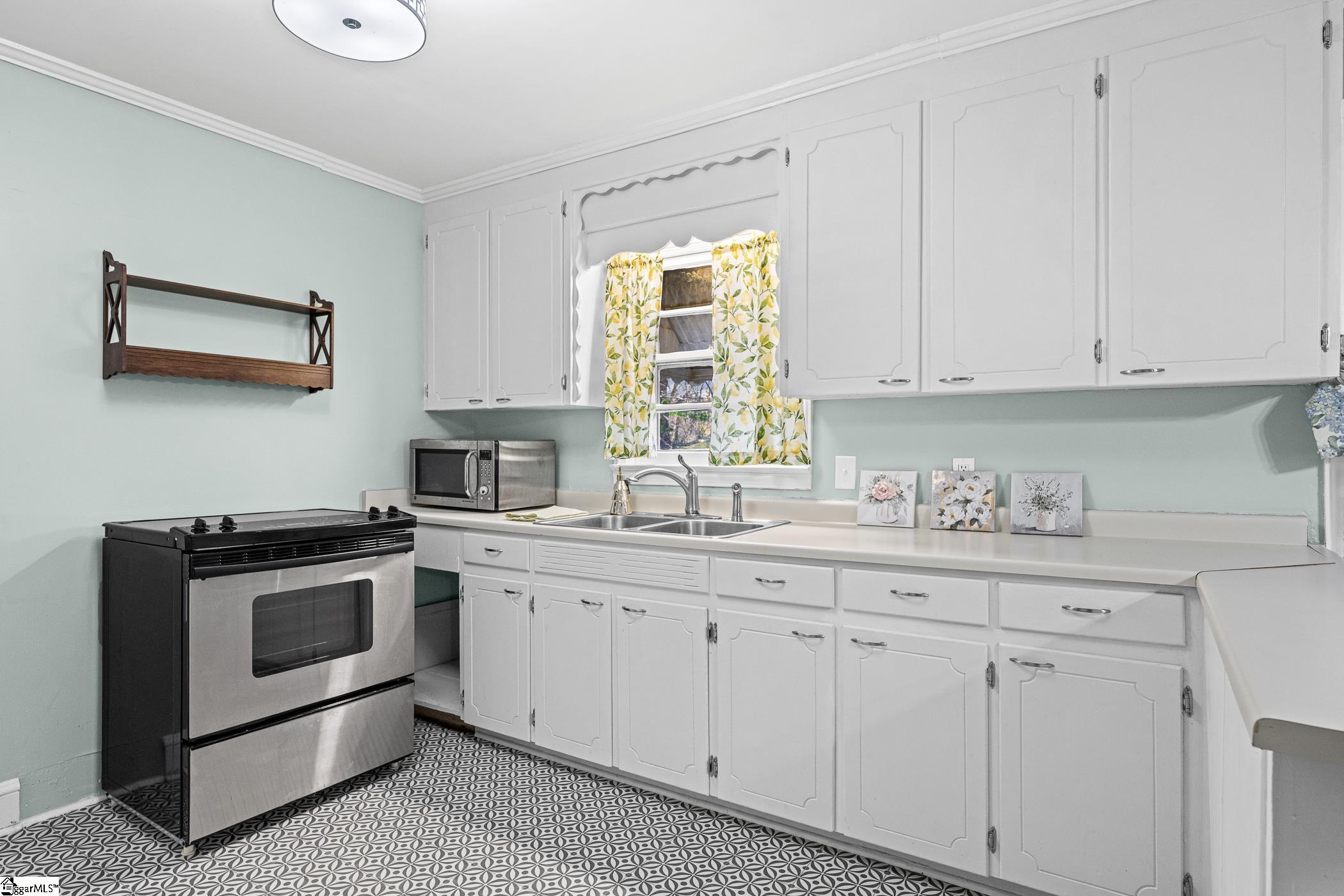 105 Shands Street Clinton, SC 29325 - Photo 23 of 30