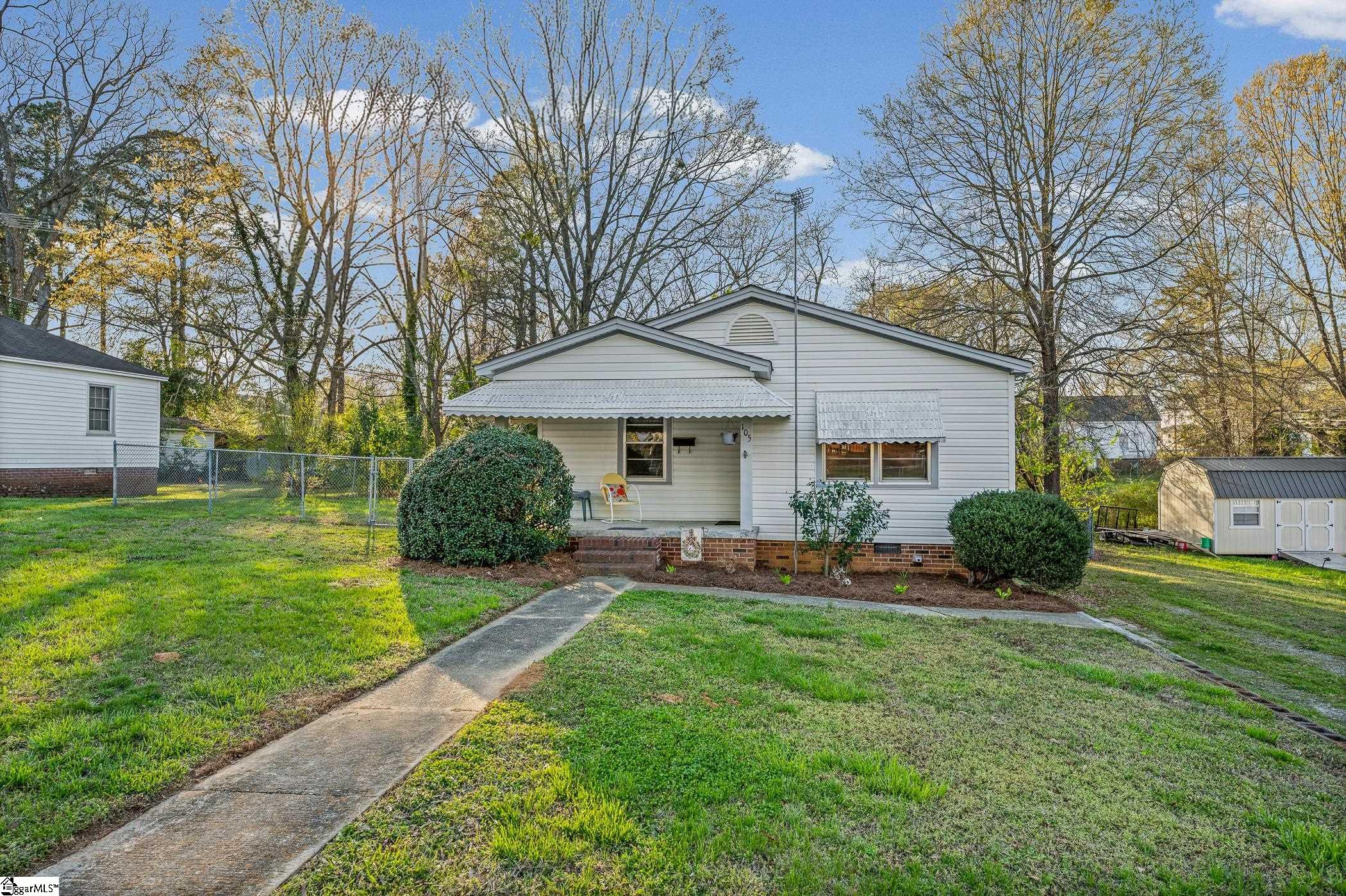 105 Shands Street Clinton, SC 29325 - Photo 3 of 30