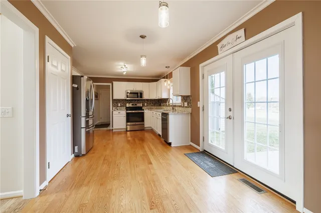 $419,900 | 5216 Park Meadow Lane, Canandaigua Town, NY 14424