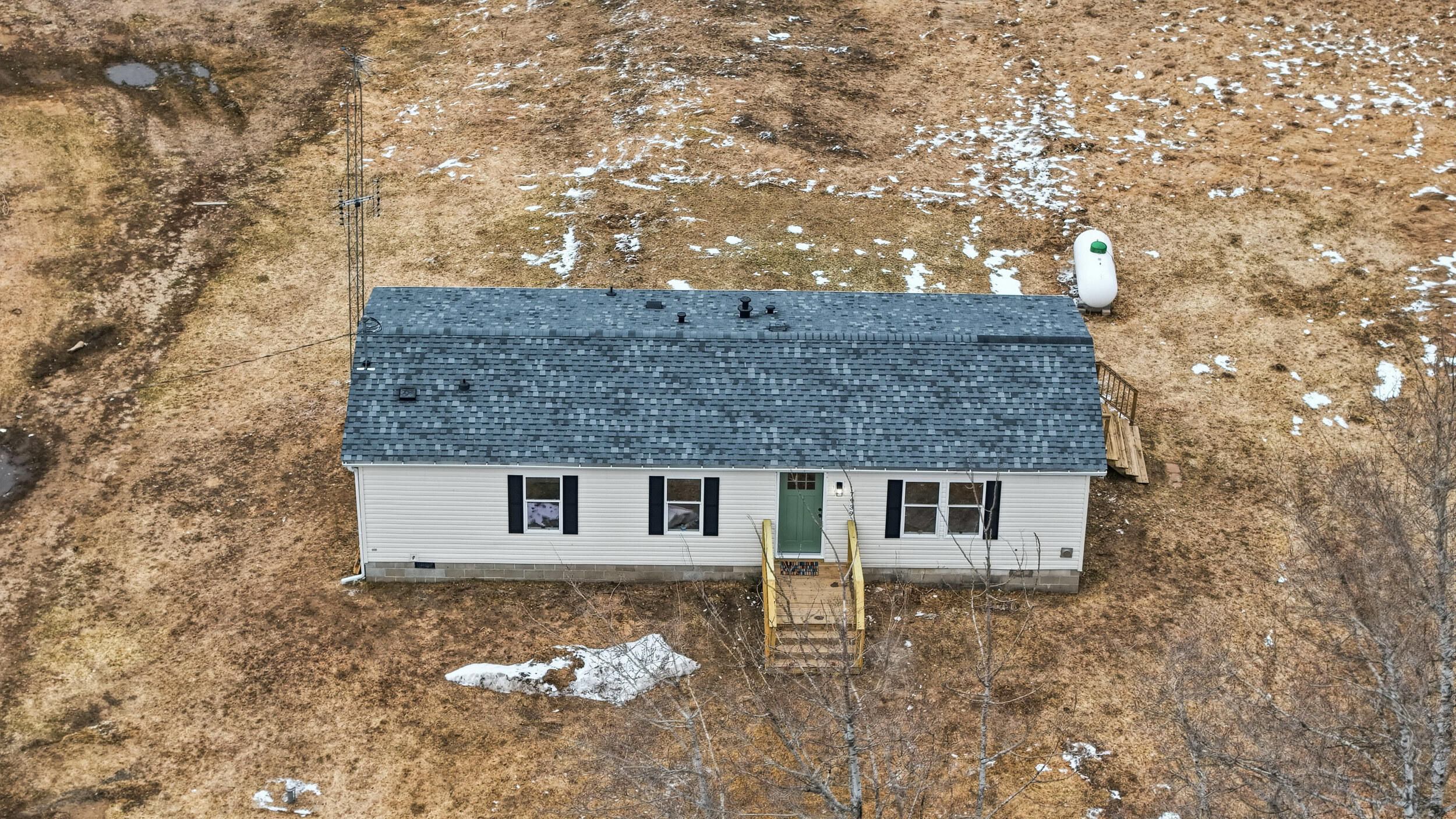 7939 East Moore Road Ravenna, MI 49451 - Photo 31 of 34 7939 e moore rd-004