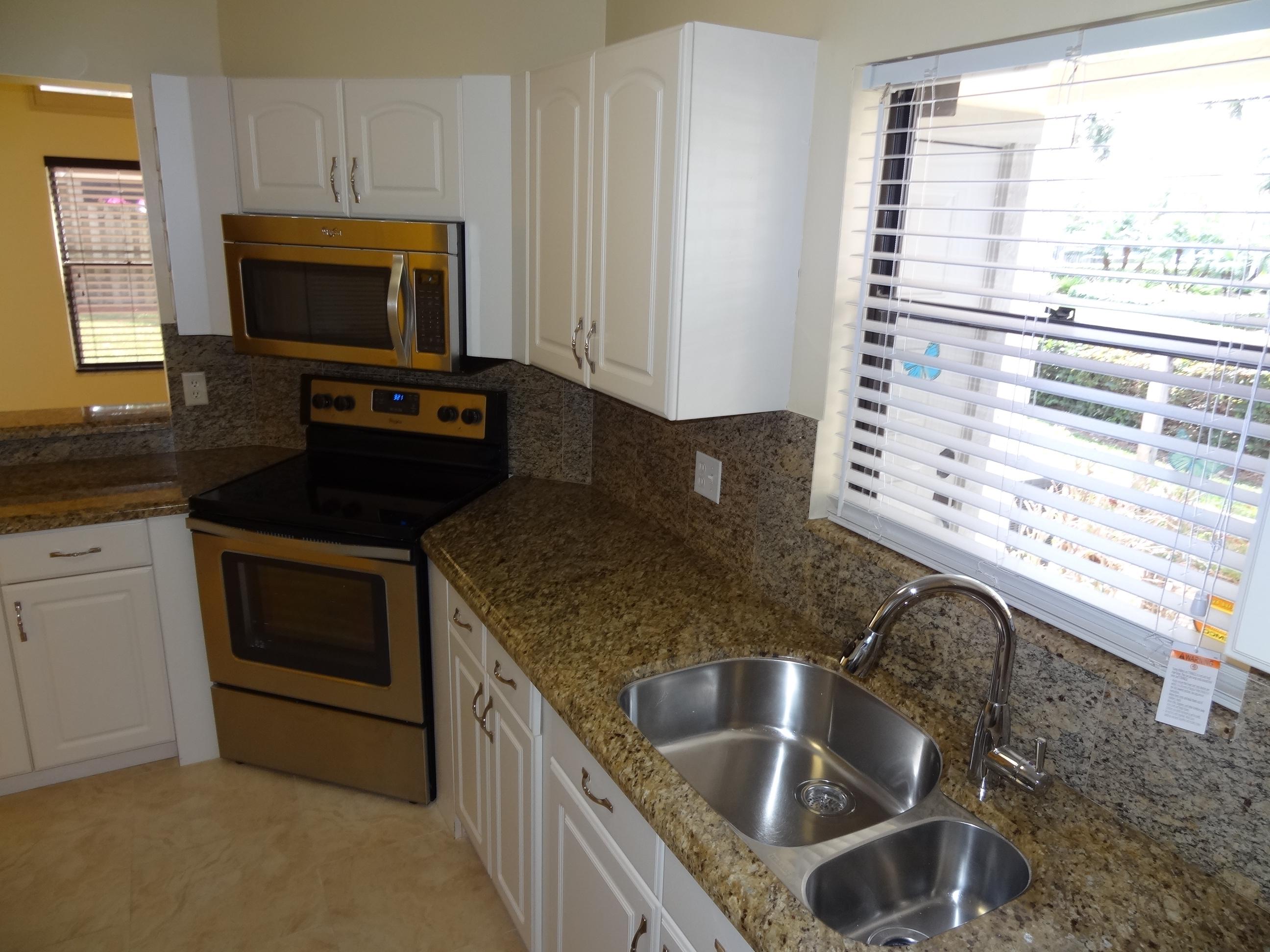 5544 Eton Court Boca Raton, FL 33486 - Photo 8 of 44 DSC02563
