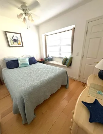 $2,000 | 1580 4th Court, Vero Beach, FL 32960