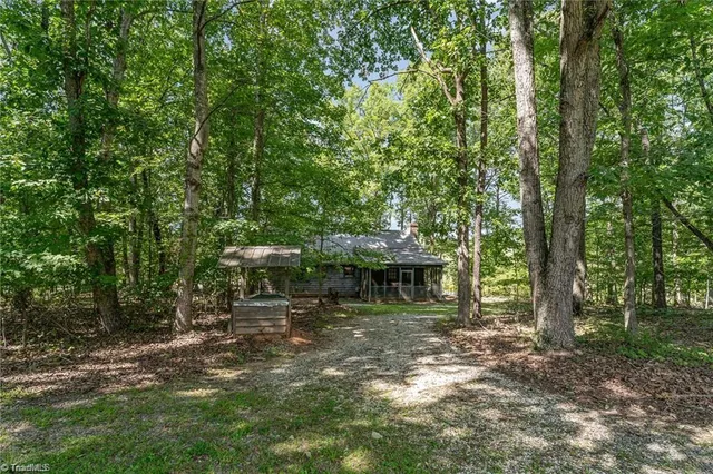 $690,000 | 3607 North Carolina Highway 268, Pilot Mountain, NC 27041