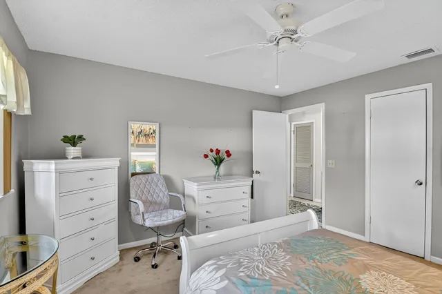 $334,000 | 6750 Versailles Court, Lake Worth, FL 33467