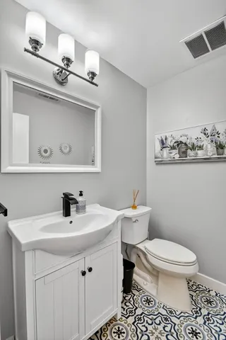 $334,000 | 6750 Versailles Court, Lake Worth, FL 33467