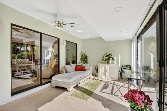 $334,000 | 6750 Versailles Court, Lake Worth, FL 33467