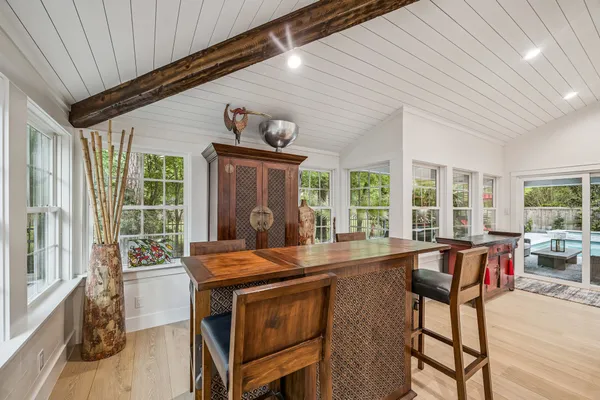 $1,125,000 | 10 Starviolet Street, The Woodlands, TX 77380