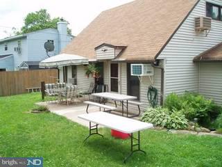 48 Rambler Lane Levittown, PA 19055 - Photo 6 of 6