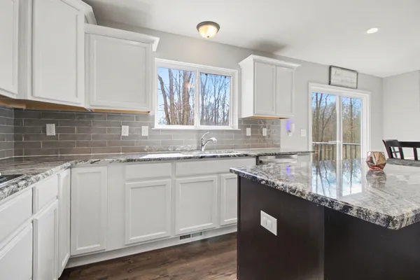 $650,000 | 10520 River Edge Road, Saline, MI 48176
