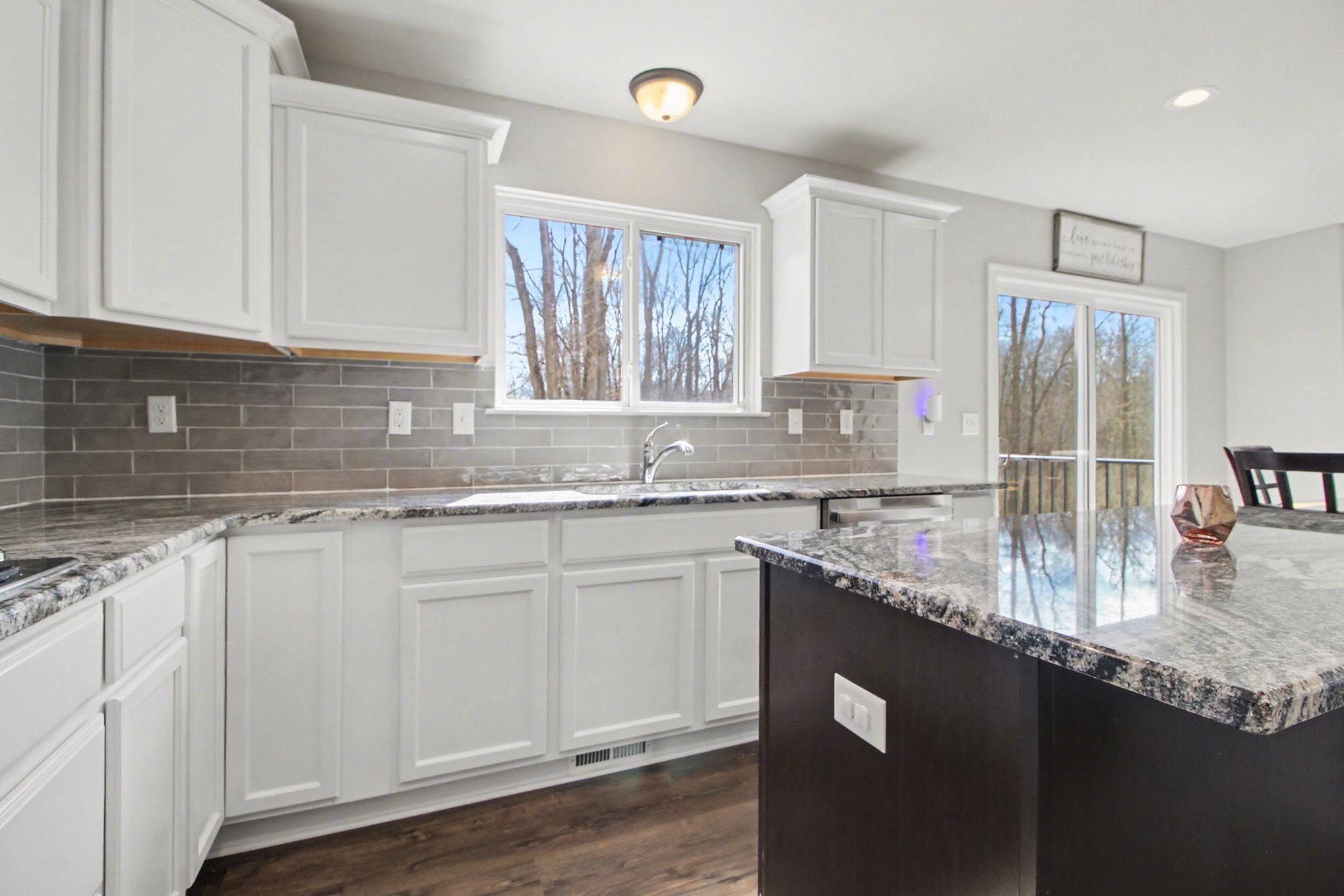 10520 River Edge Road Saline, MI 48176 - Photo 6 of 36 010_file_1572