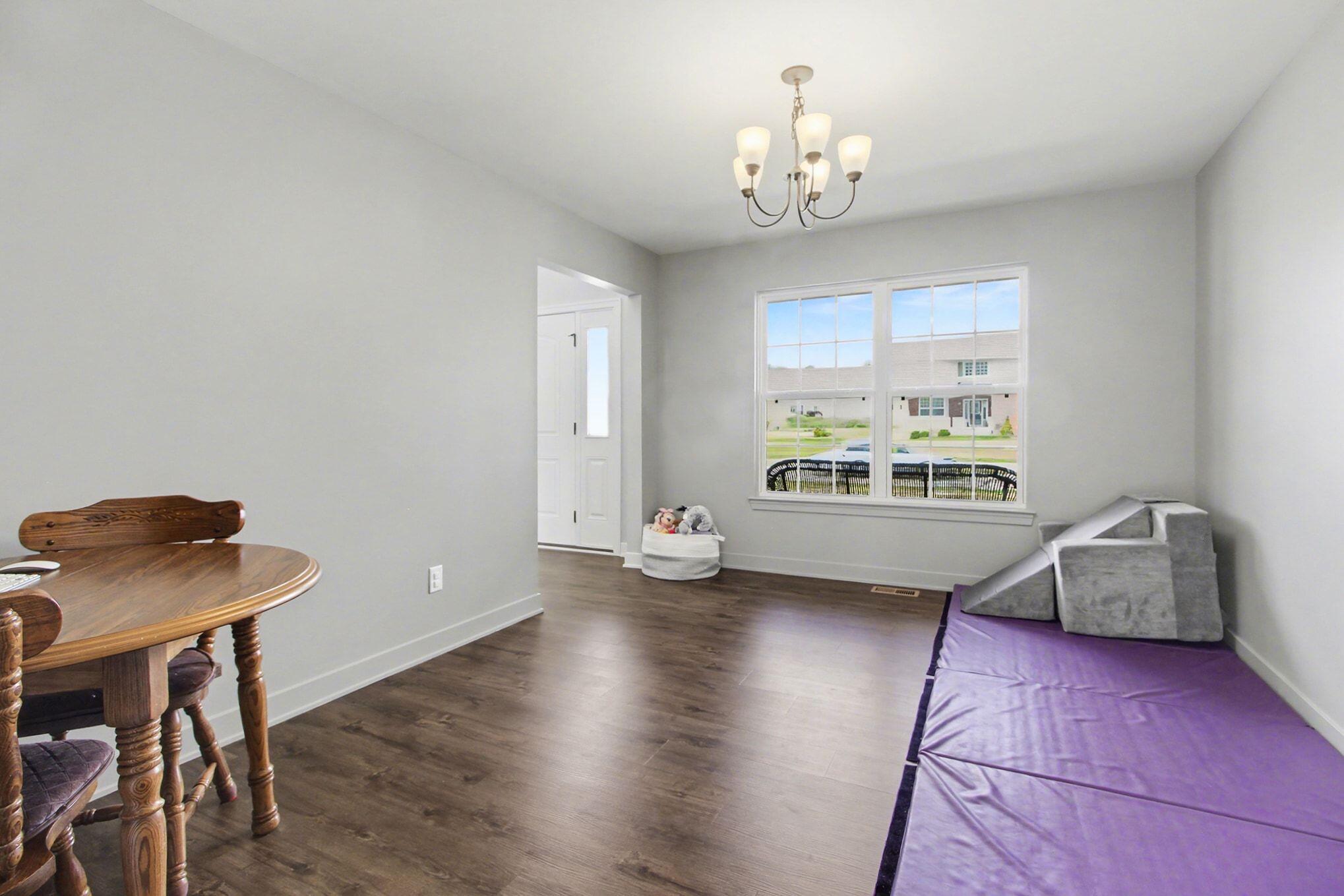 10520 River Edge Road Saline, MI 48176 - Photo 10 of 36 004_file_5171