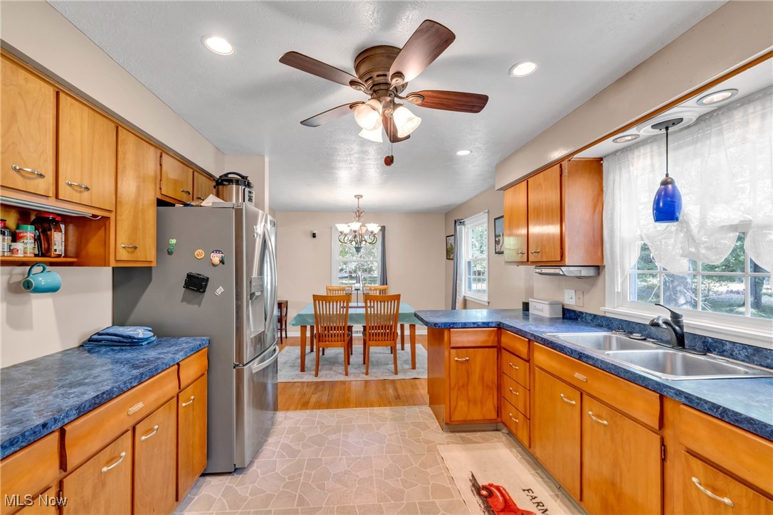 1583 Vermilion Road Vermilion, OH 44089 - Photo 11 of 41 Kitchen with, a peninsula, ceiling fan, and recessed lighting