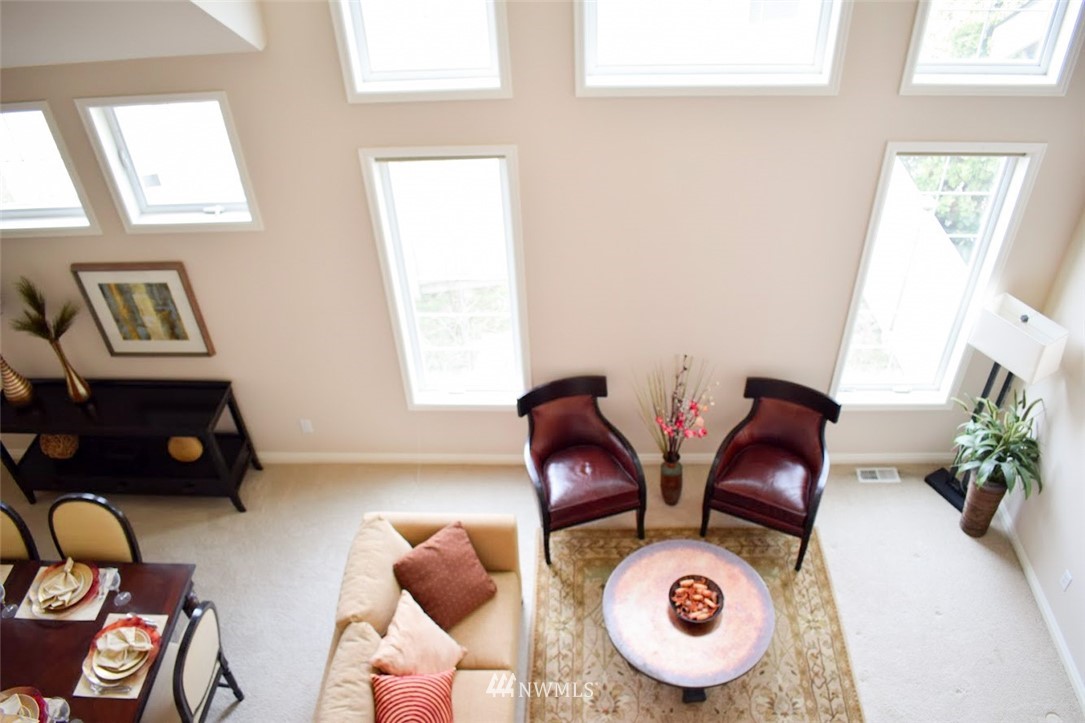 1217 South 36th Place Renton, WA 98055 - Photo 3 of 15