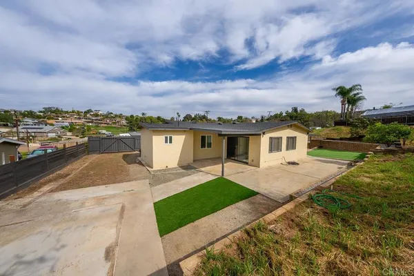 $839,900 | 9362 Single Oak Drive, Lakeside, CA 92040