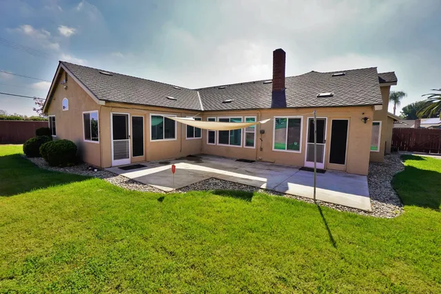 $413,000 | 3215 Holly Court, Hanford, CA 93230