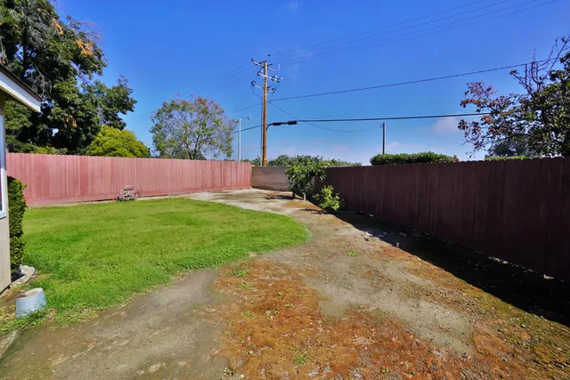 $413,000 | 3215 Holly Court, Hanford, CA 93230