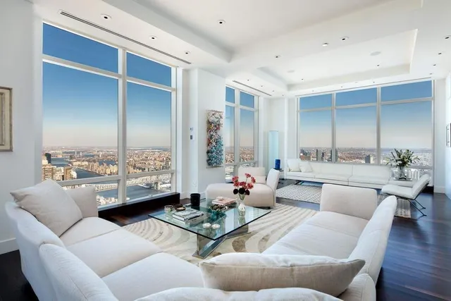 $9,450,000 | 845 United Nations Plaza, Unit 81AD | Midtown East