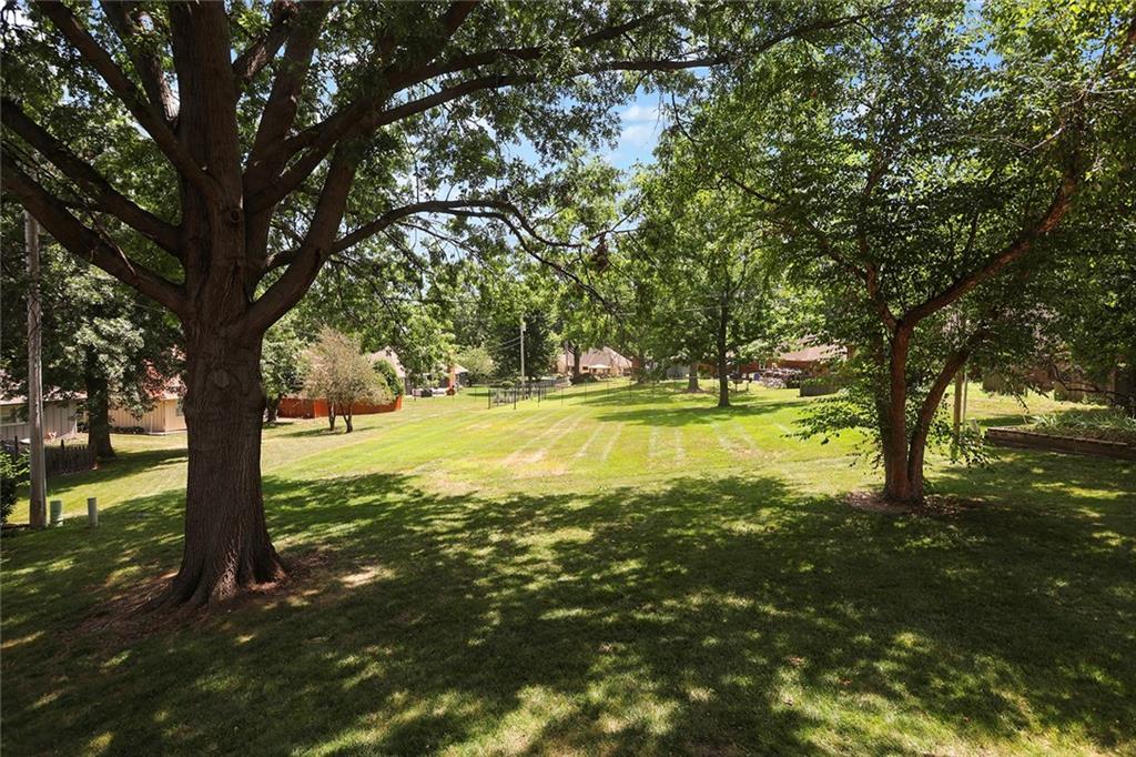 4507 South Fremont Road Independence, MO 64055 - Photo 45 of 47