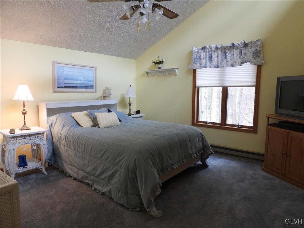 2131 Blue Ox Road Pocono Pines, PA 18350 - Photo 32 of 46 Gallery Image 32