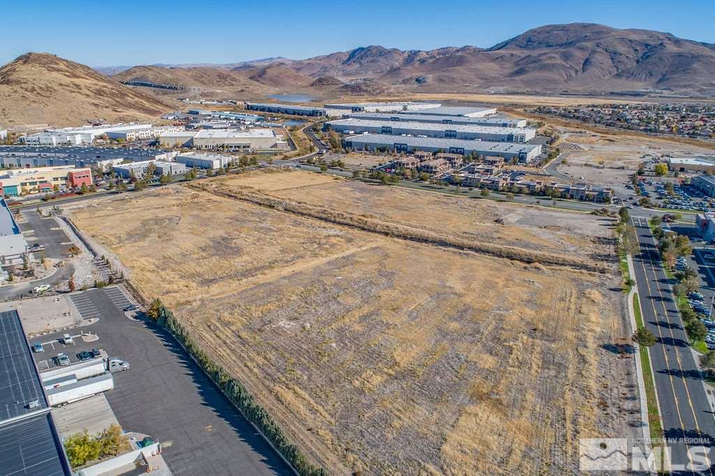 0 Double Diamond, Unit LOT 4 Reno, NV 89521 - Photo 17 of 18 a view of an ocean with a mountain view