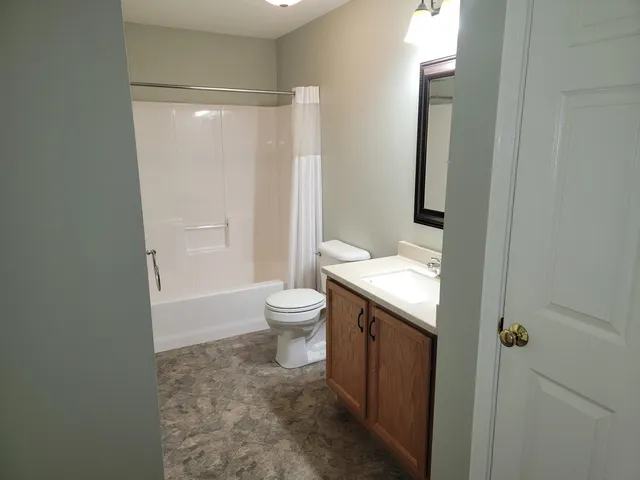 $1,450 | 345 Lake Street, Unit 3, Bristol, NH 03222