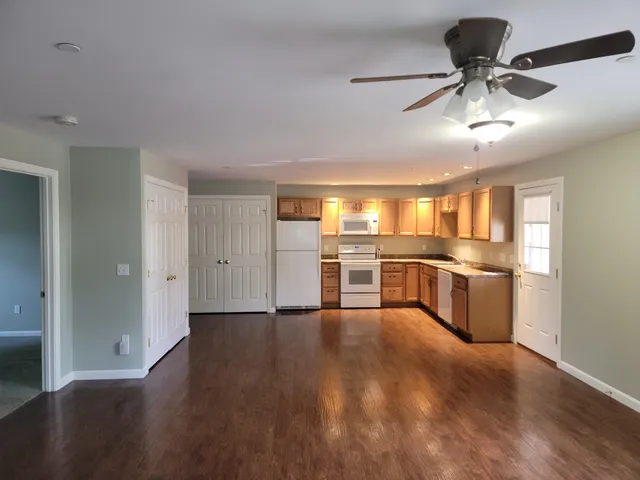 $1,450 | 345 Lake Street, Unit 3, Bristol, NH 03222