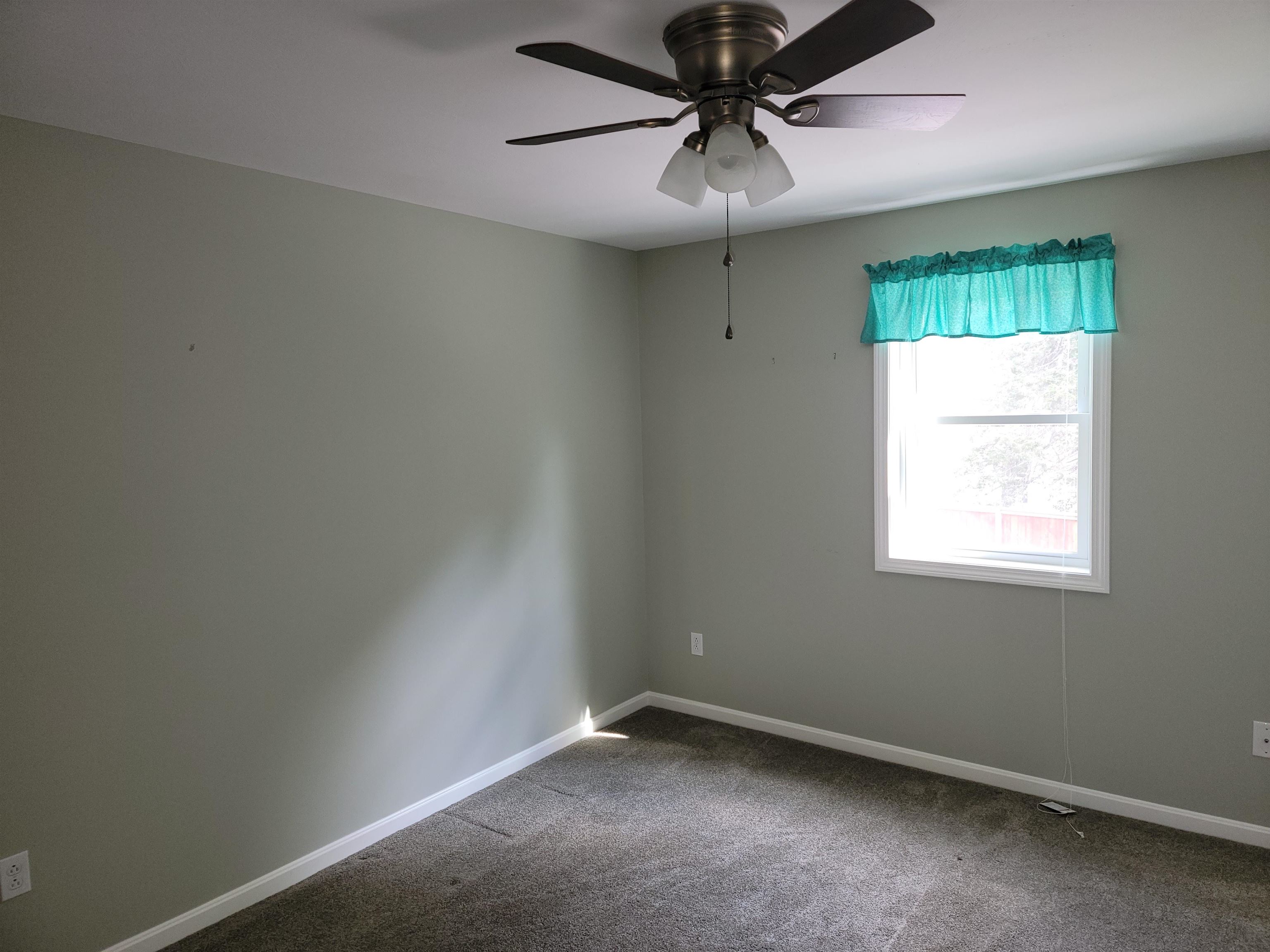 345 Lake Street, Unit 3 Bristol, NH 03222 - Photo 9 of 14