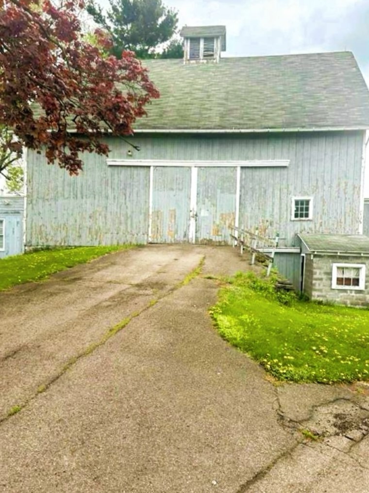 2221 Vestal Road Vestal, NY 13850 - Photo 40 of 46