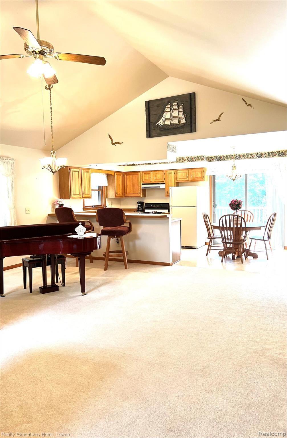 7162 Aitken Road Lexington, MI 48450 - Photo 7 of 19 IMG_2046.jpg