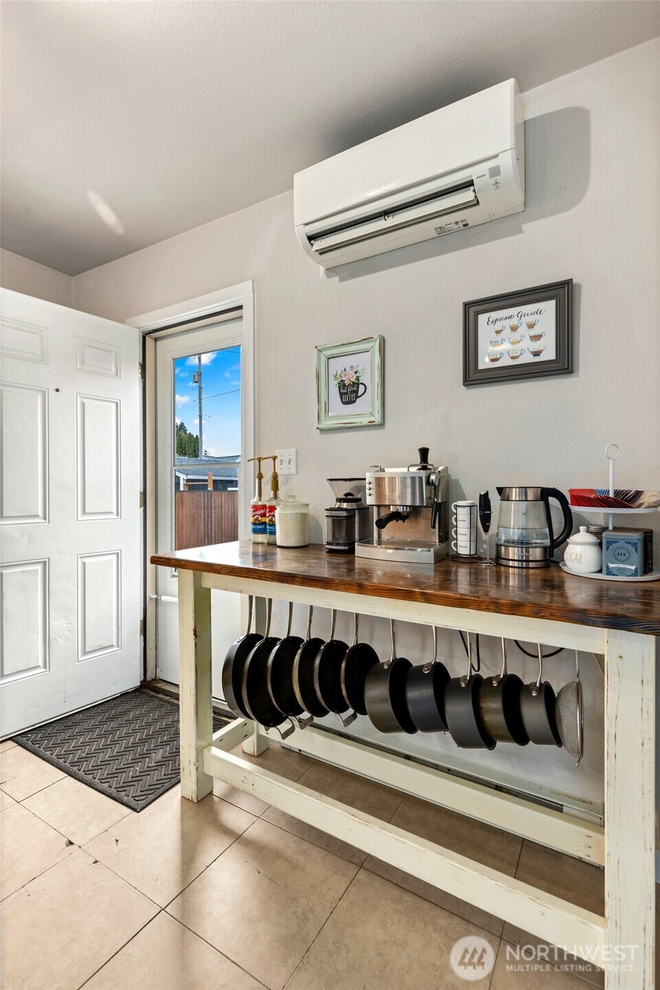 2418 Chestnut Street Everett, WA 98201 - Photo 15 of 34