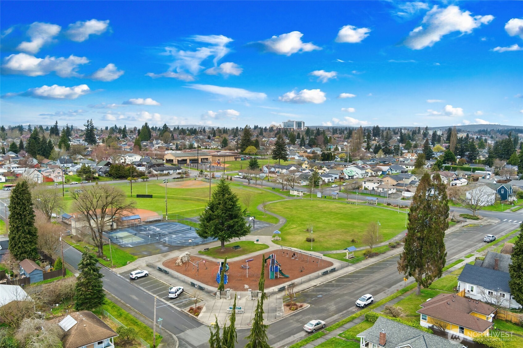 2418 Chestnut Street Everett, WA 98201 - Photo 31 of 34