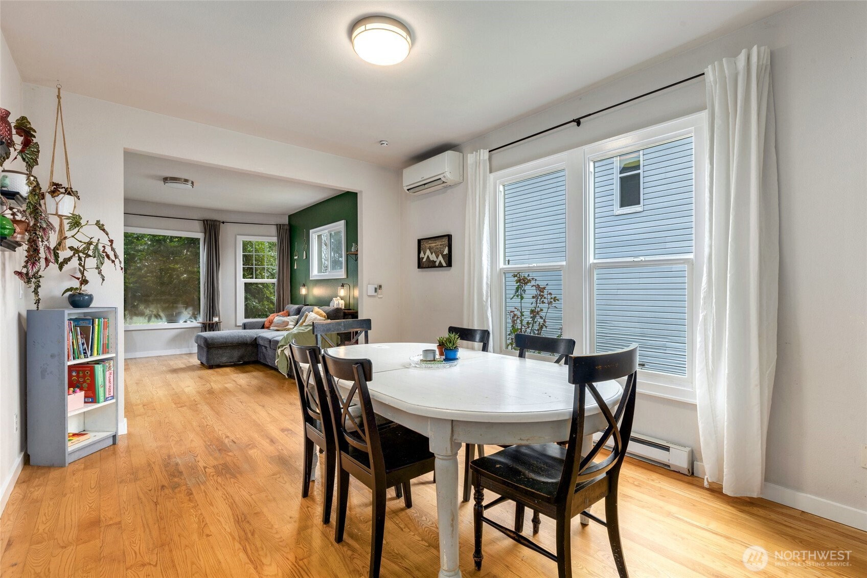 2418 Chestnut Street Everett, WA 98201 - Photo 9 of 34