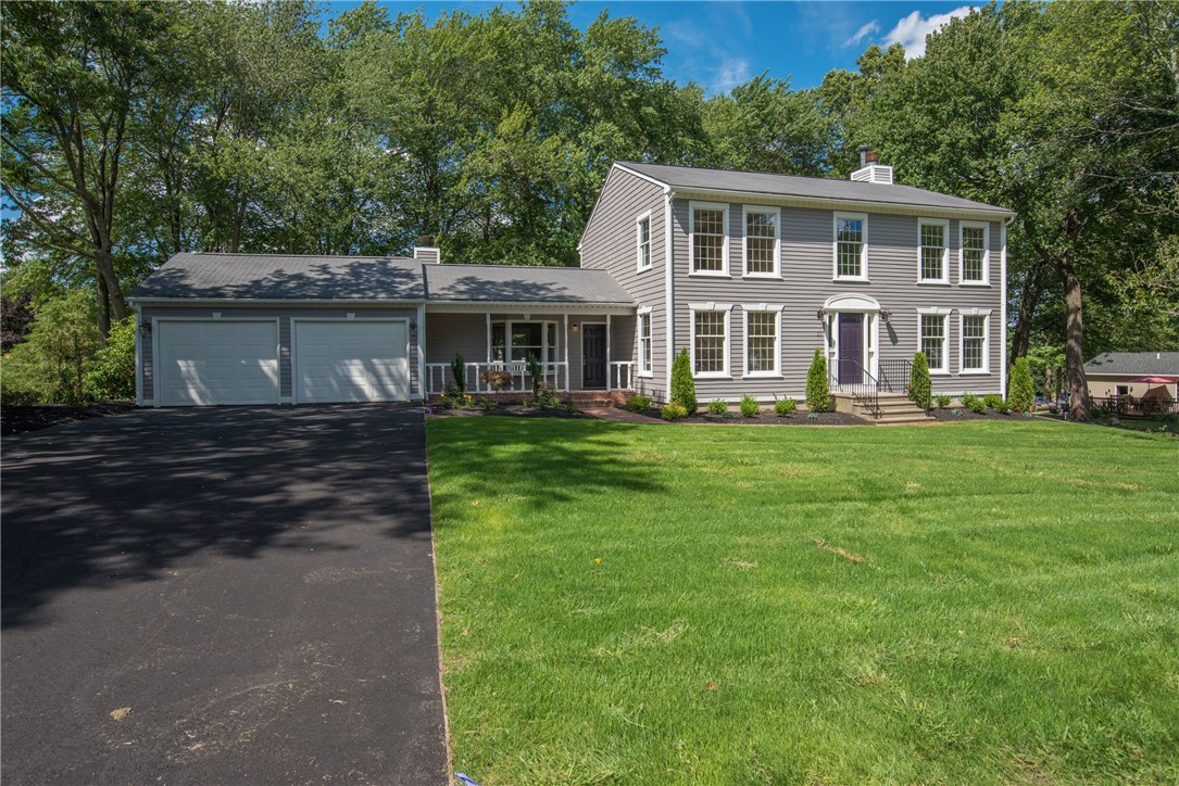 27 Basil Crossing Cranston, RI 02921 - Photo 3 of 28 Gallery Image 3