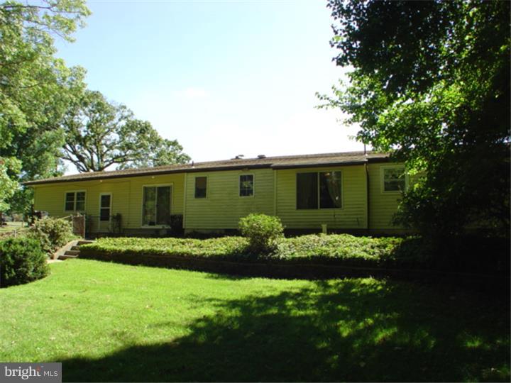 265 Tylers Mill Road Sewell, NJ 08080 - Photo 5 of 18 Exterior Back