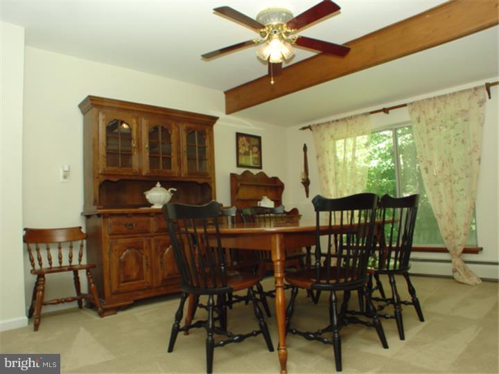 265 Tylers Mill Road Sewell, NJ 08080 - Photo 9 of 18 Dining Room