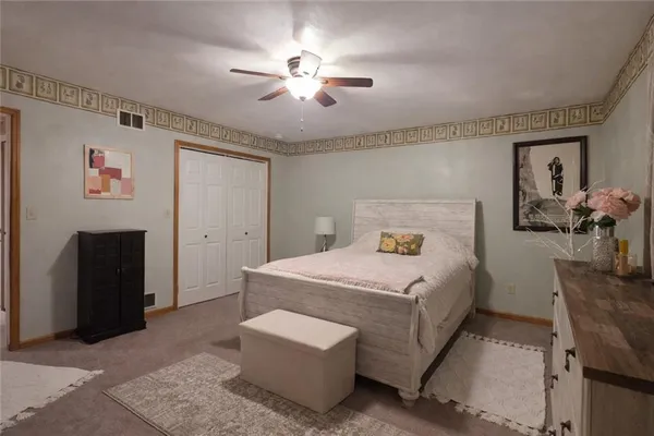 $375,000 | 502-507 Linden Avenue, Saltsburg, PA 15681