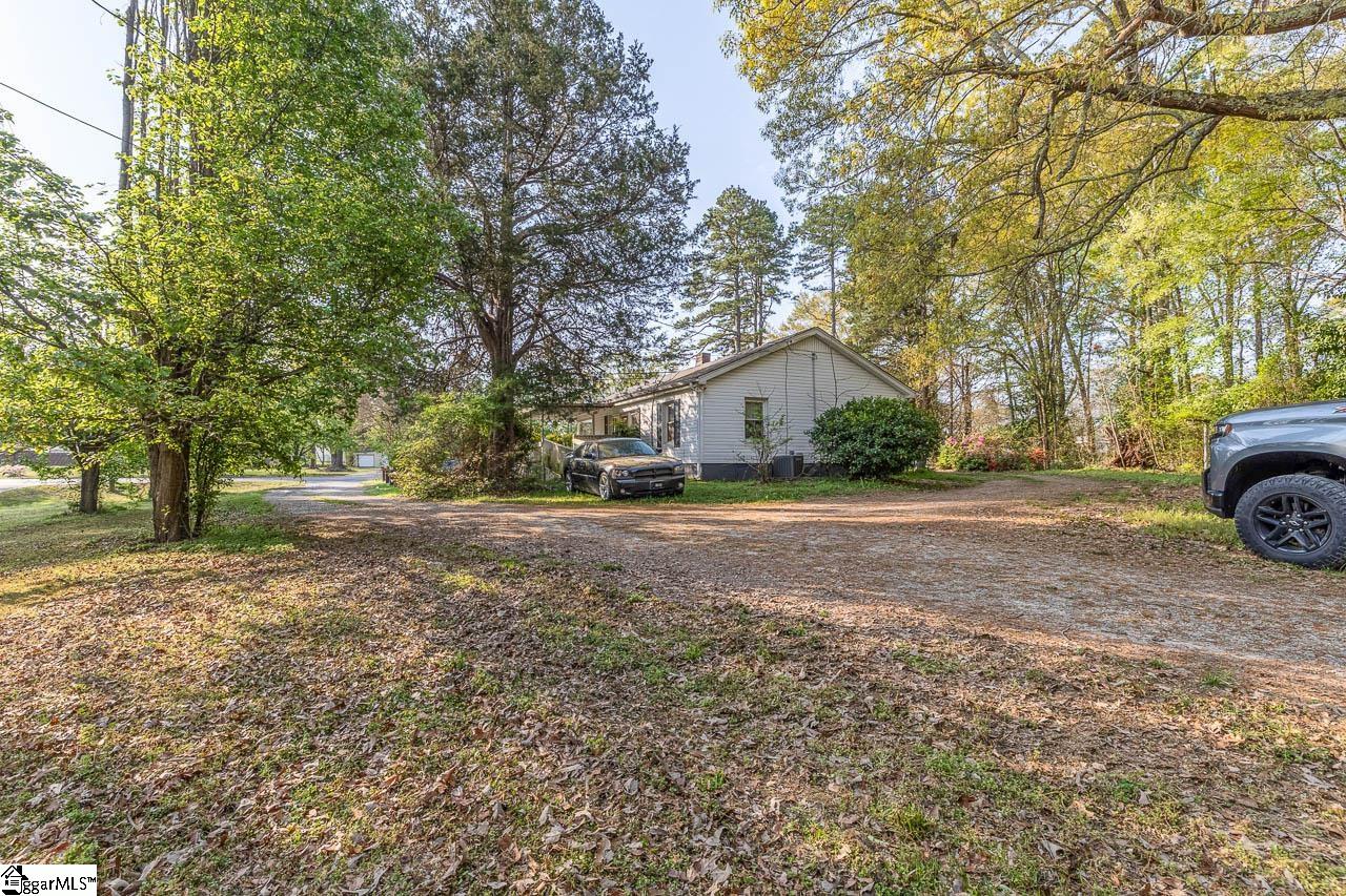 1101 East Georgia Road Simpsonville, SC 29681 - Photo 14 of 26 Gallery Image 14