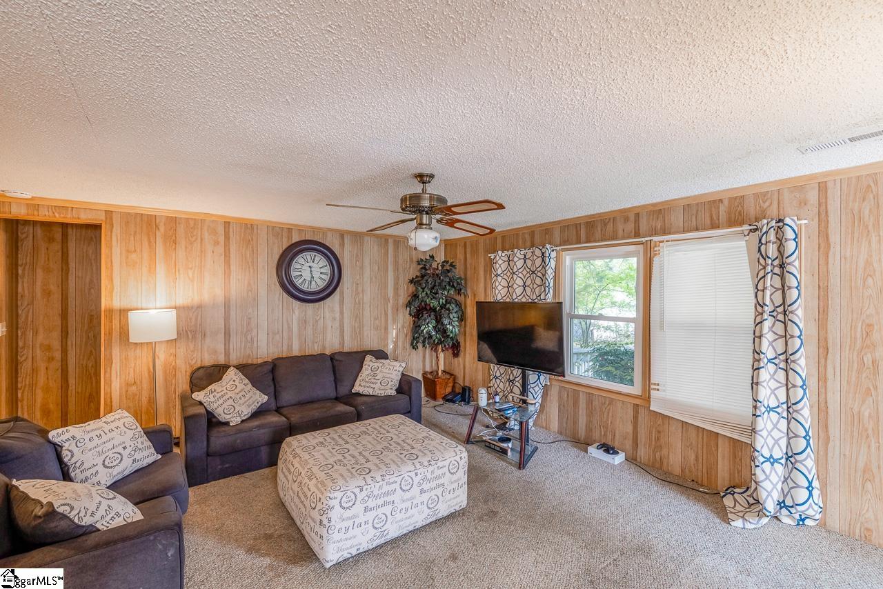 1101 East Georgia Road Simpsonville, SC 29681 - Photo 17 of 26 Gallery Image 17