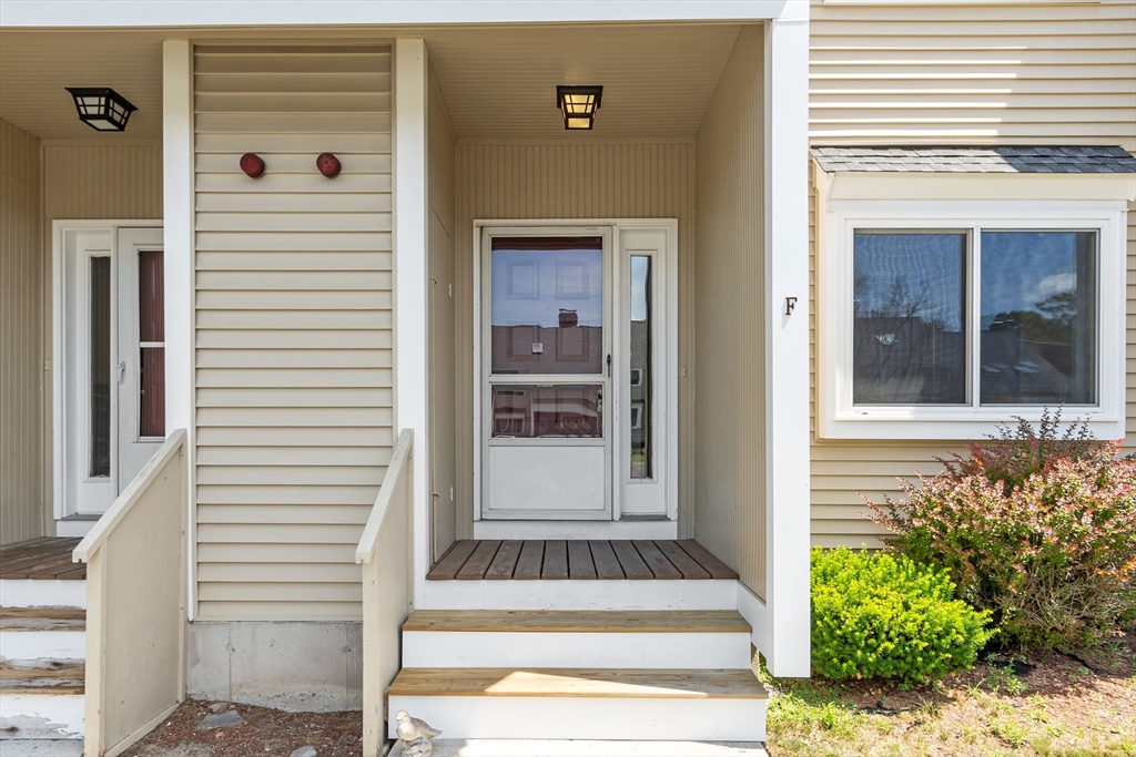 172 Ayer Road, Unit F1 Shirley, MA 01464 - Photo 3 of 38 Gallery Image 3