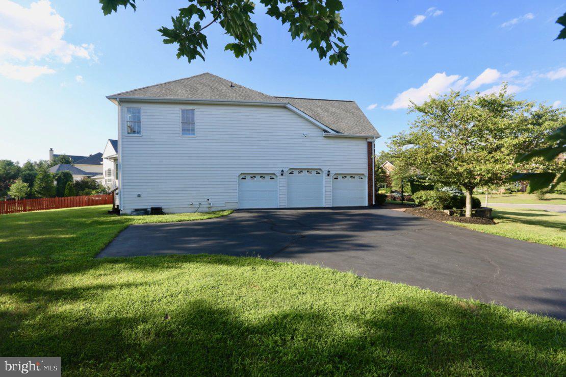 42556 Flemming Drive Chantilly, VA 20152 - Photo 14 of 84 VIEW OF DRIVE WAY LEADING TO GARAGE