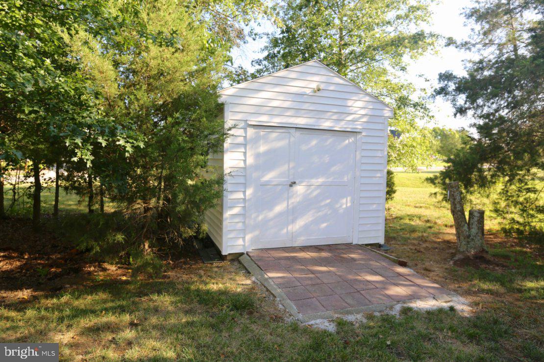 42556 Flemming Drive Chantilly, VA 20152 - Photo 17 of 84 BACK YARD STORAGE SHED