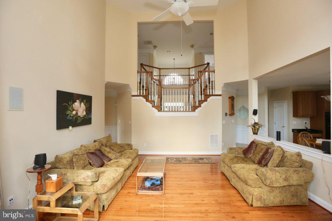 42556 Flemming Drive Chantilly, VA 20152 - Photo 28 of 84 ALTERNATE VIEW OF GREAT ROOM