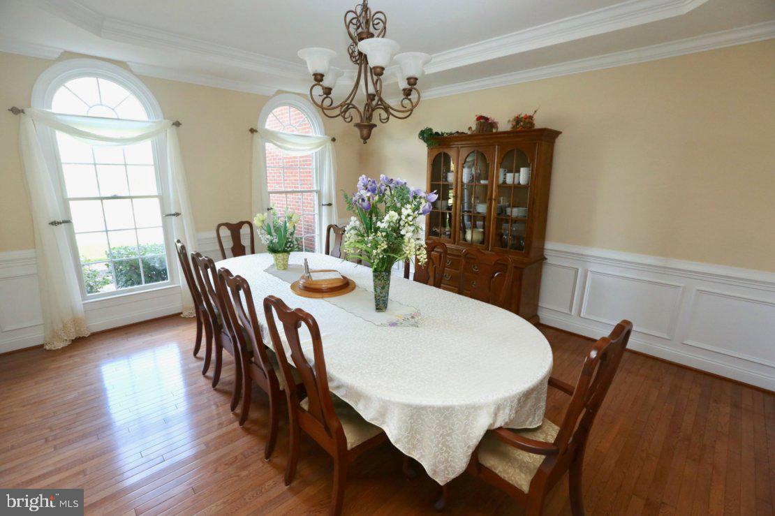 42556 Flemming Drive Chantilly, VA 20152 - Photo 37 of 84 DINING ROOM