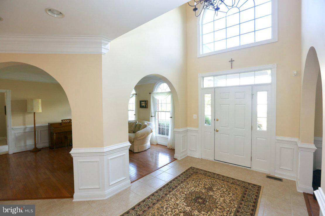 42556 Flemming Drive Chantilly, VA 20152 - Photo 45 of 84 ALTERNATE FOYER VIEW