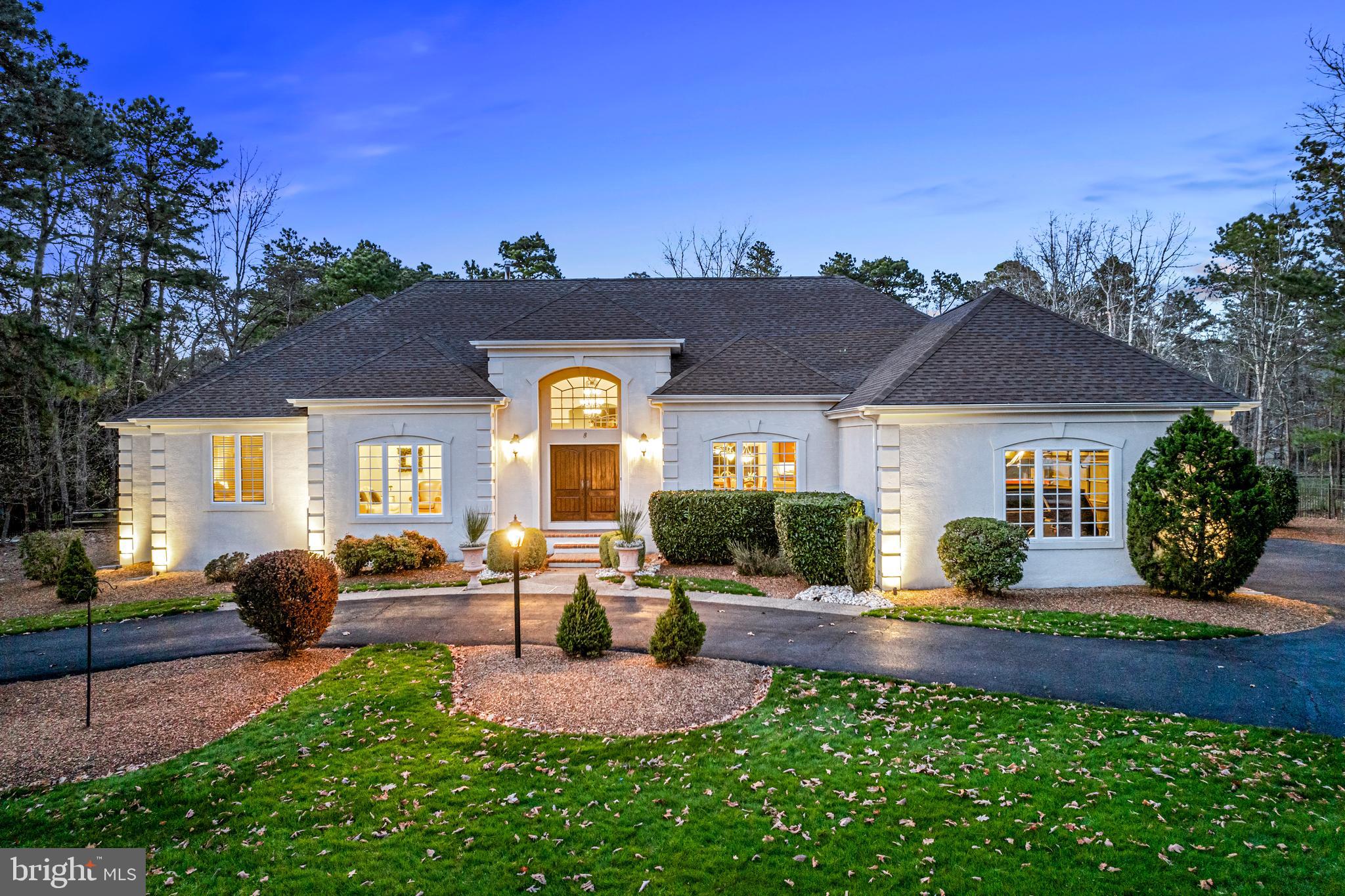 8 Somerton Square Medford, NJ 08055 - Photo 2 of 103