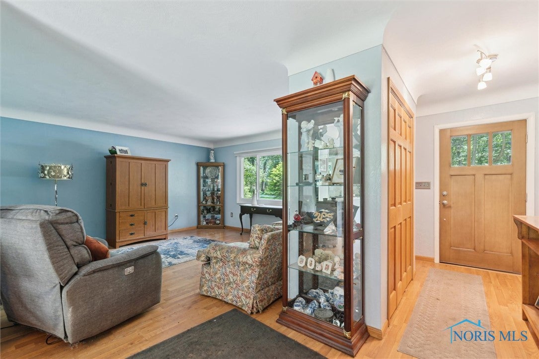 7948 Holstein Road Toledo, OH 43617 - Photo 9 of 39 Gallery Image 9