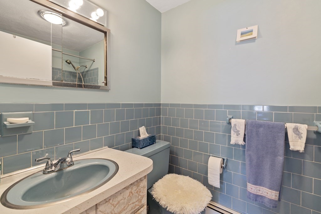 28 Larnis Road Framingham, MA 01701 - Photo 26 of 42 Gallery Image 26
