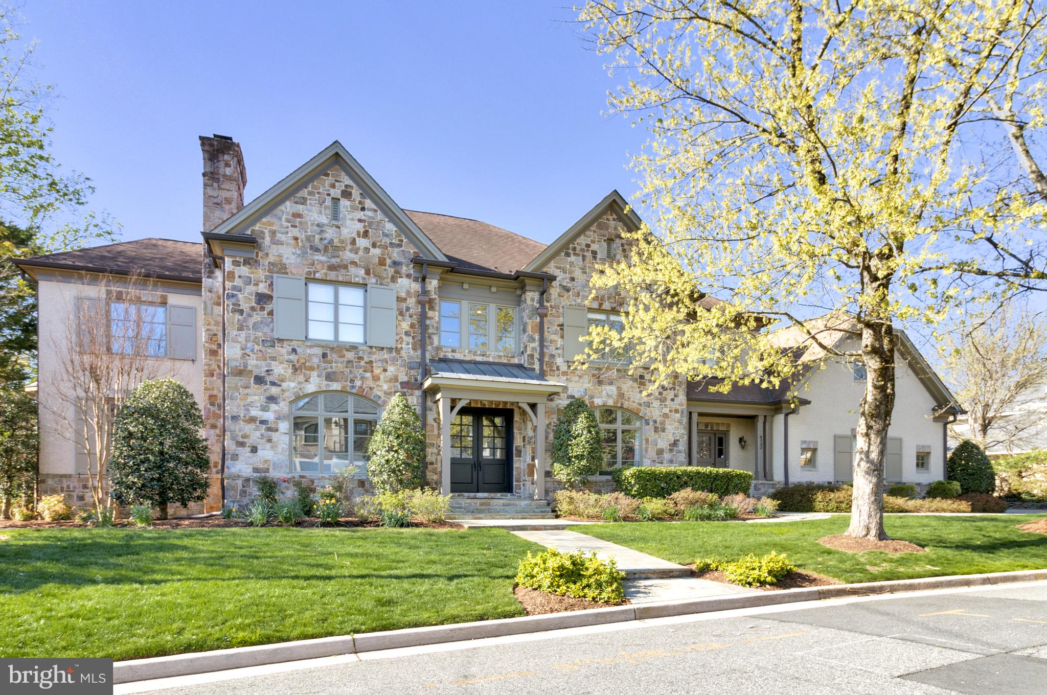 4502 32nd Road North Arlington, VA 22207 - Photo 1 of 57 a front view of a building with garden