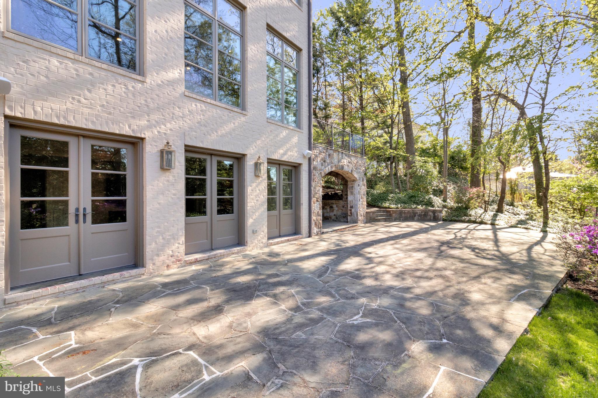4502 32nd Road North Arlington, VA 22207 - Photo 11 of 57 a view of a entrance of the building