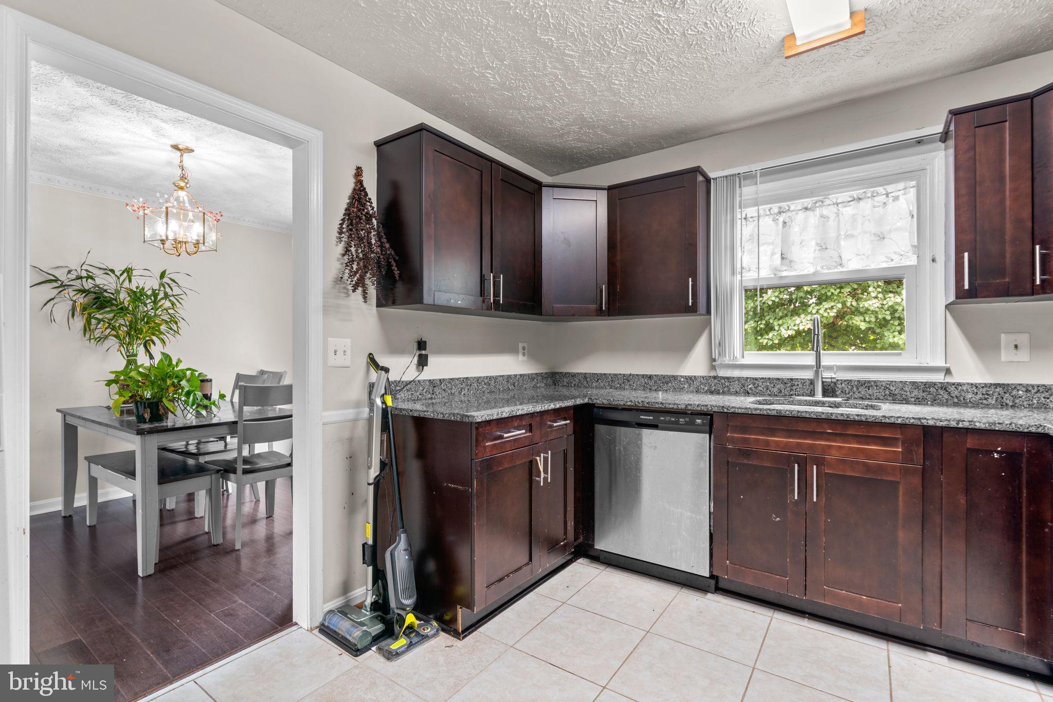 7535 Knoll Acres Road Hanover, MD 21076 - Photo 14 of 43 Kitchen